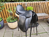 17.5" K&M SURFACE BLOCK DRESSAGE, LOW HEAD, WIDE, BLACK....ON TRIAL