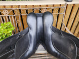 17.5" K&M SURFACE BLOCK DRESSAGE, LOW HEAD, WIDE, BLACK....ON TRIAL