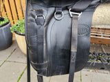 17.5" K&M SURFACE BLOCK DRESSAGE, LOW HEAD, WIDE, BLACK....ON TRIAL