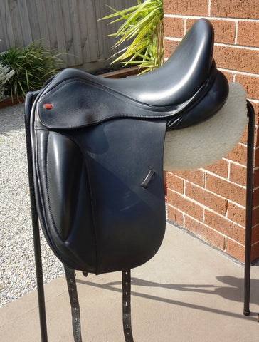 SOLD.......17" Kent & Masters S Series Surface Block Dressage Saddle