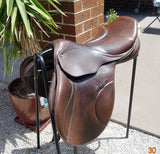 SOLD......17.5" STUBBEN CS GENESIS JUMP WITH BIOMEX SEAT 32 W