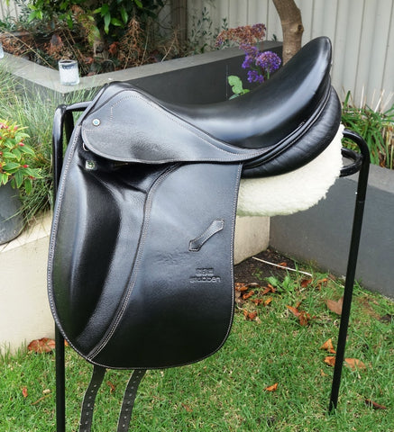 SOLD................17.5" STUBBEN PORTOS DRESSAGE SADDLE 32 WIDE