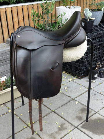 SOLD........17.5-18" IDEAL SUZANNAH, WIDE GULLET, BROWN