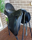 SOLD.....17.5"  PH LIBERTY CLOSE CONTACT DRESSAGE SADDLE WIDE.