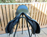 SOLD........16.5" KENT & MASTERS S SERIES REMOVEABLE BLOCK DRESSAGE