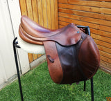 SOLD.......17.5" SOUTHERN STARS JUMP SADDLE