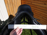 SOLD......17.5" FRANK BAINES REFLEX MONO DRESSAGE SADDLE MW