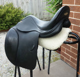 SOLD............17.5" Harry Dabbs Elegant XF Dressage Saddle W-XW