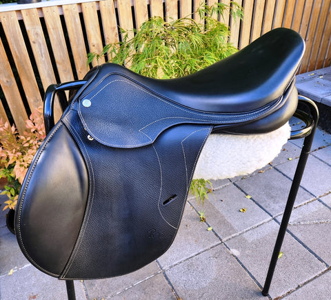 SOLD.........17.5"  PESSOA GEN X-ELITE JUMP M/W