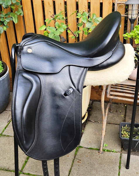17-17.5" Kieffer Sydney Dressage Saddle Size 1