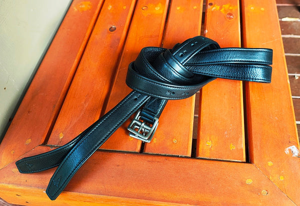 56" 140cm ARENA Stirrup Leathers Black (USED)