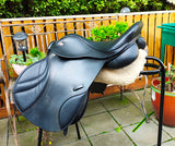 17" K&M S Series Jump saddle, wide gullet.  Pakenham Vic
