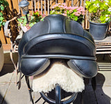 17.5" Ideal Suzannah Dressage saddle 17.5" Wide gullet. Pakenham Vic