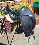 17.5" Ideal Suzannah Dressage saddle 17.5" Wide gullet. Pakenham Vic