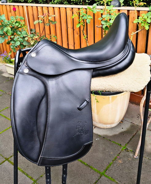 17" Prestige Helen (contact for further details)
