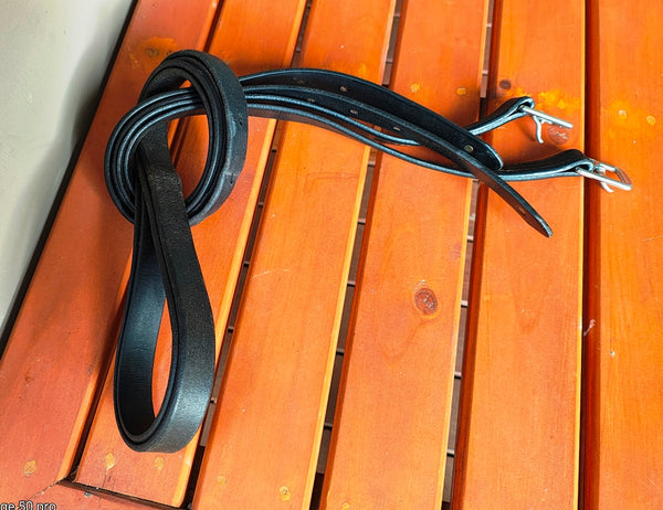 65" 177cm Stibben blue dot stirrup leathers Black (USED)